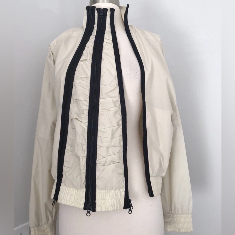 Stella McCartney NYLON THREE FULL ZIP FRONT CLOSURE LINED ZIP POCKET JACKET - Picture 9 of 12